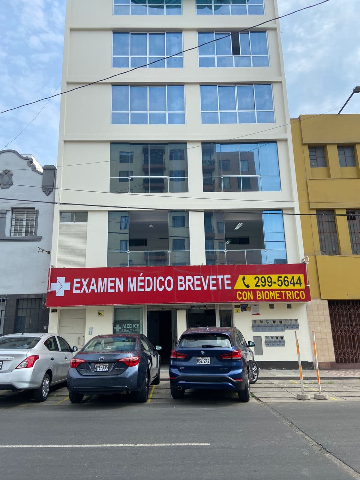 Fachada centro Medicert Lima